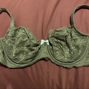 NWT Victoria Secret Bra 36DD